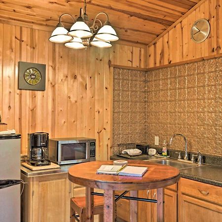 Apartmán The Boat House Creekside Getaway In Hot Springs! Exteriér fotografie